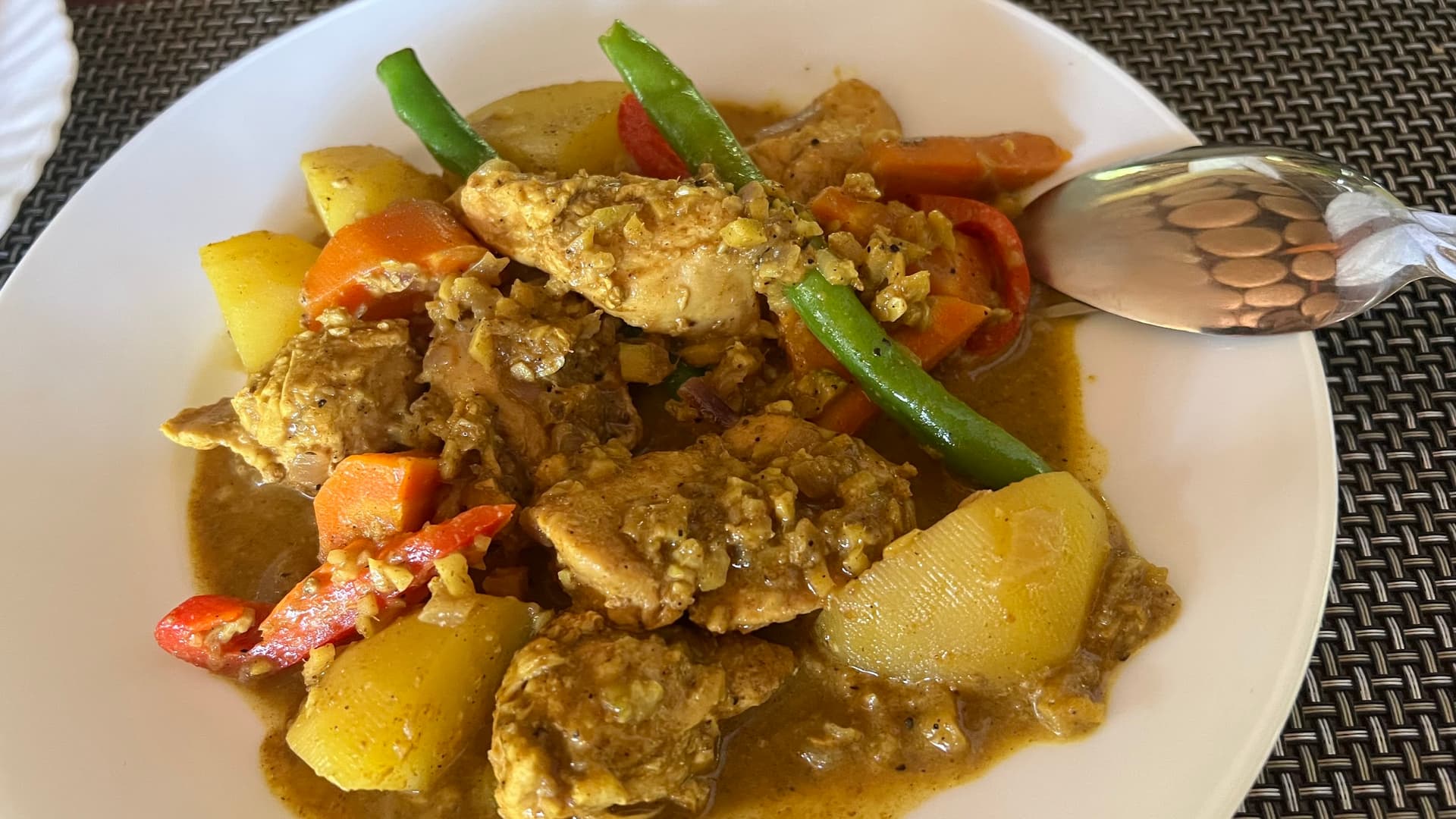 Ayans Local Food