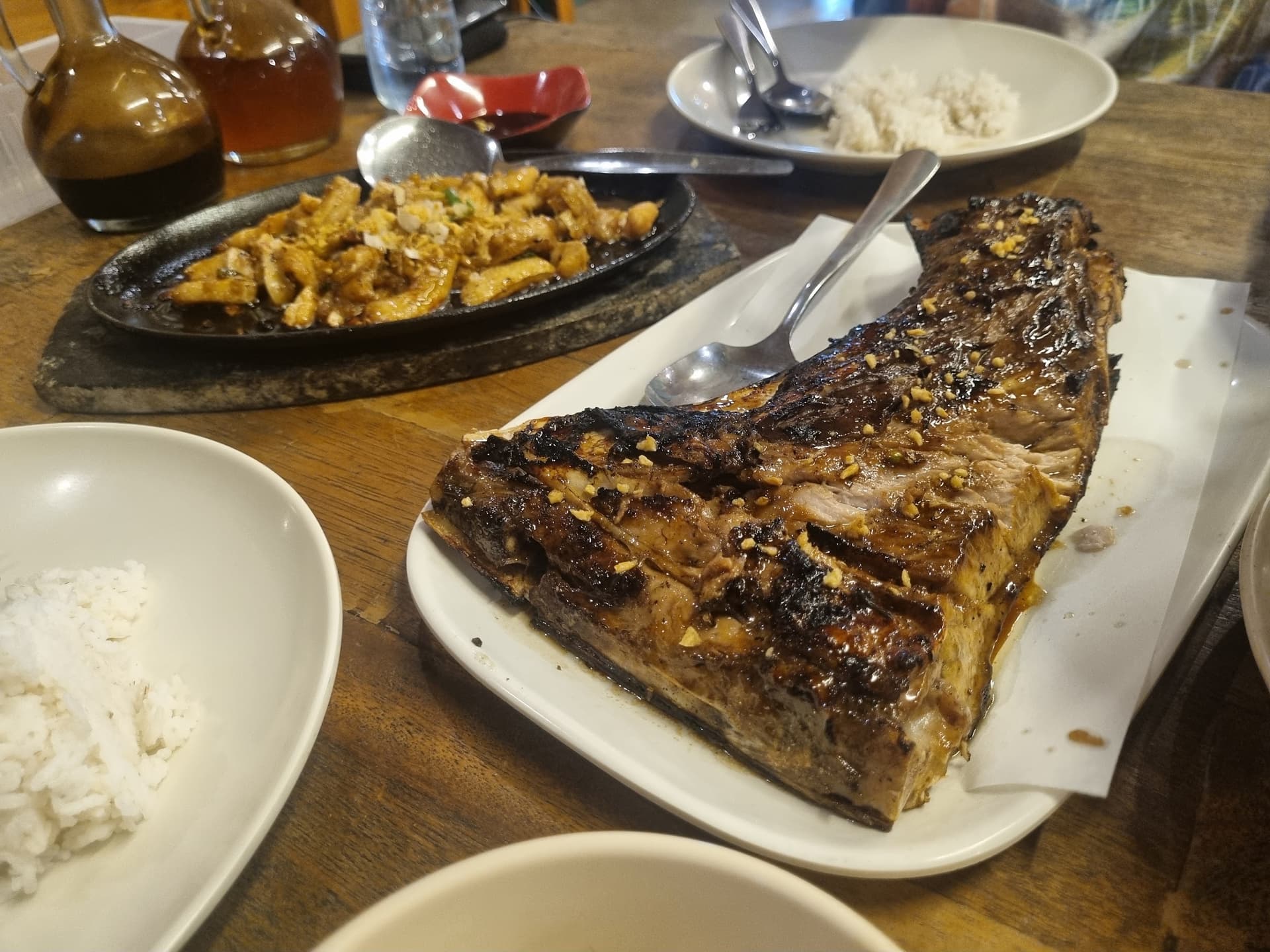 Pakit's Mati Grill & Restaurant