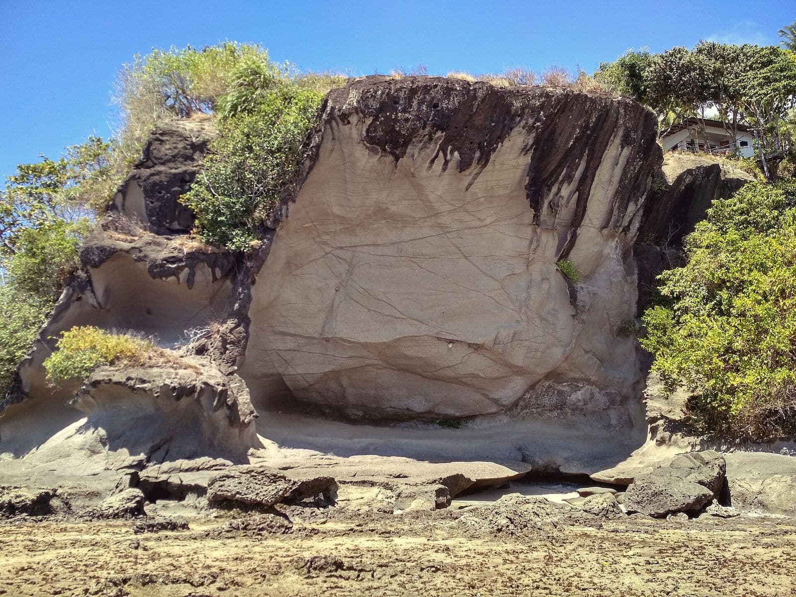 The Altar rock wall at Cape San Agustin
