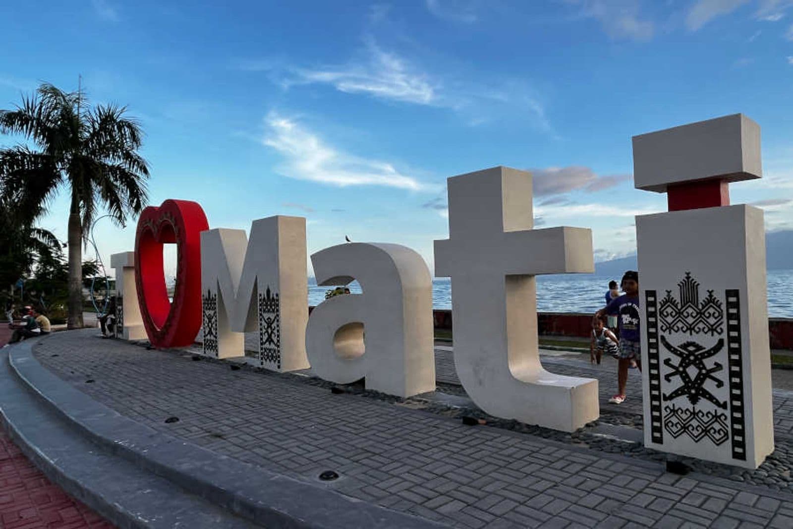 The I Love Mati sign at Mati Baywalk Park