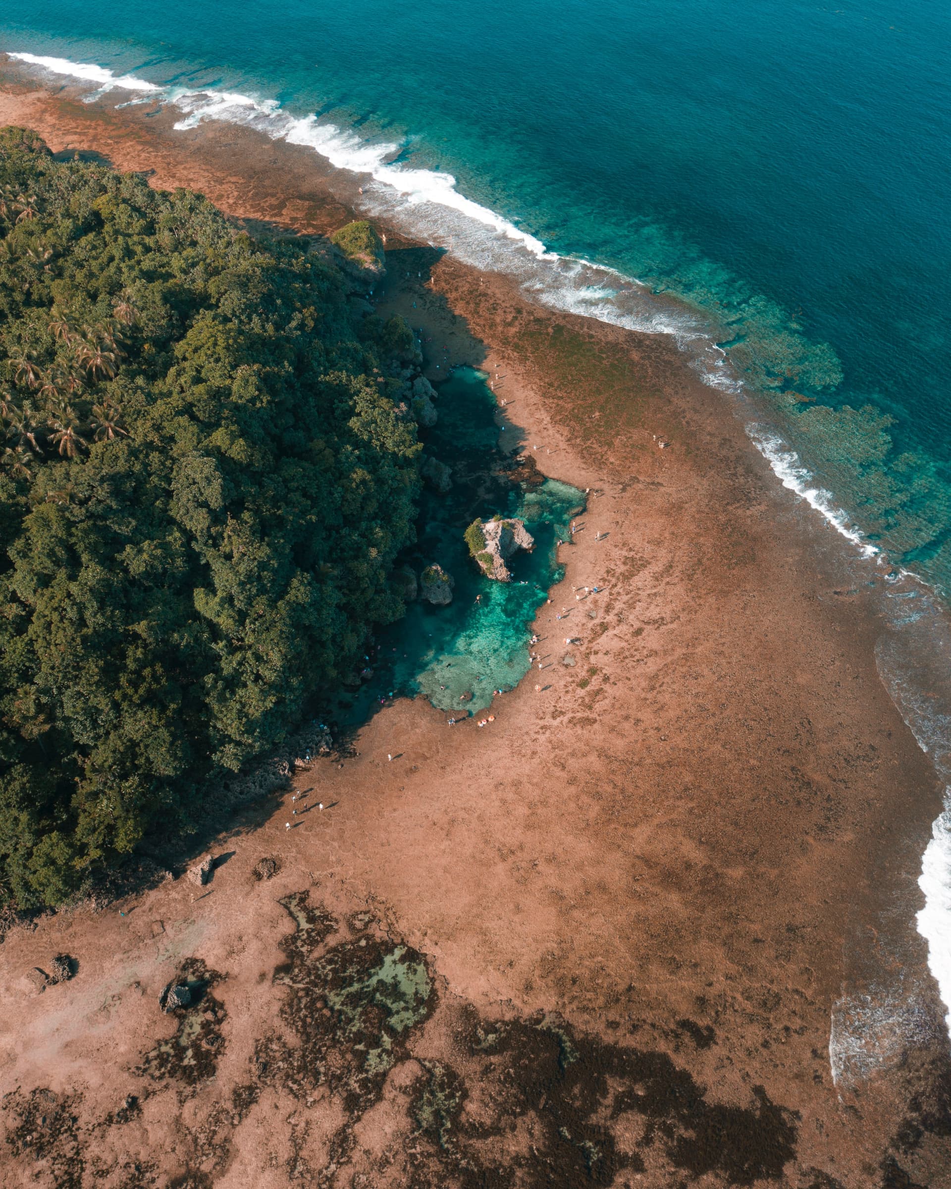magpupungko pilar siargao