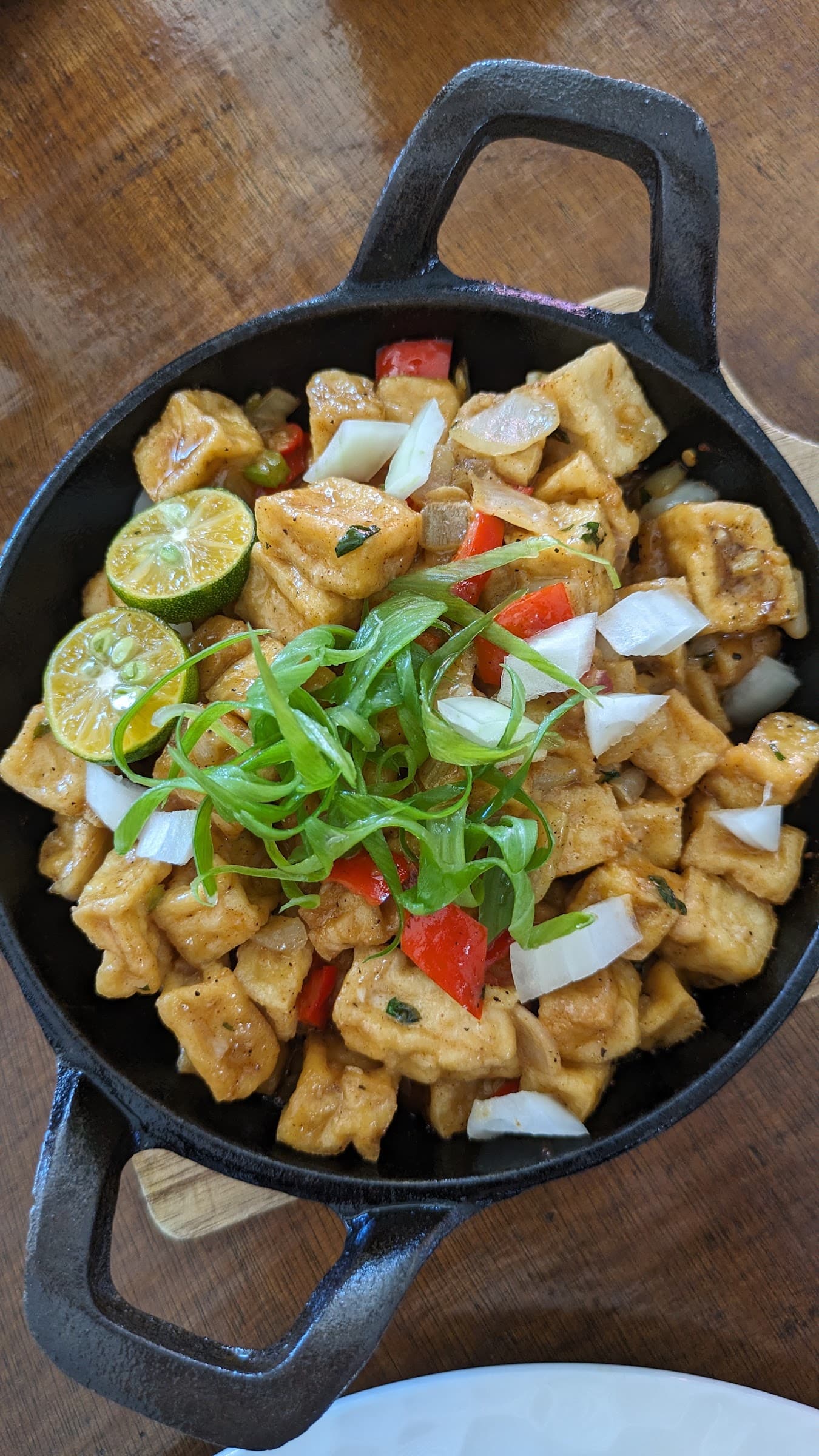 Nattribu Bar & Grill Siargao