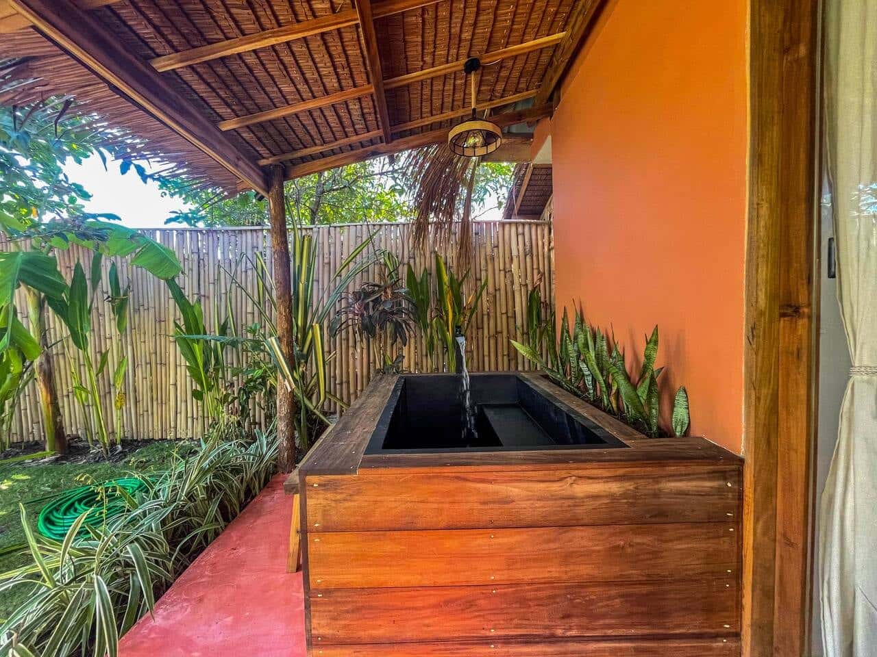 Hot Tub / Jacuzzi