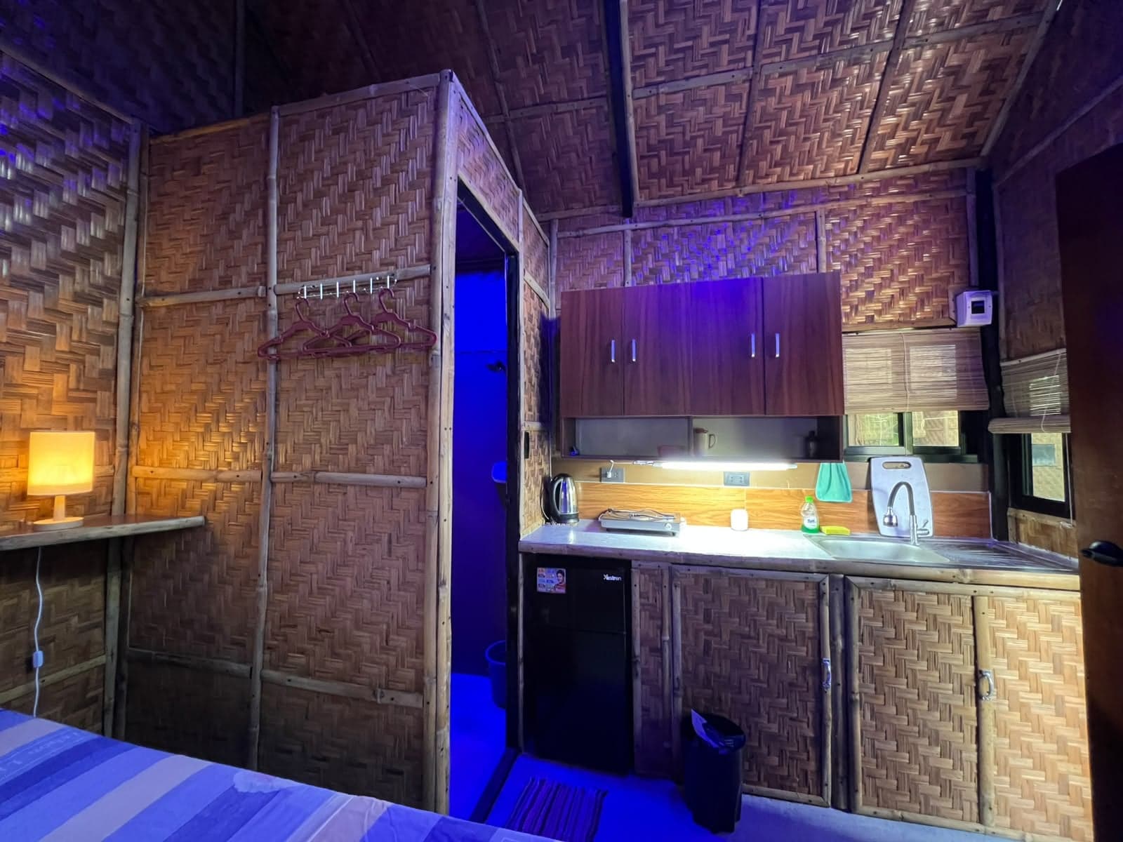 Native house, with private bathroom, and small kitchen