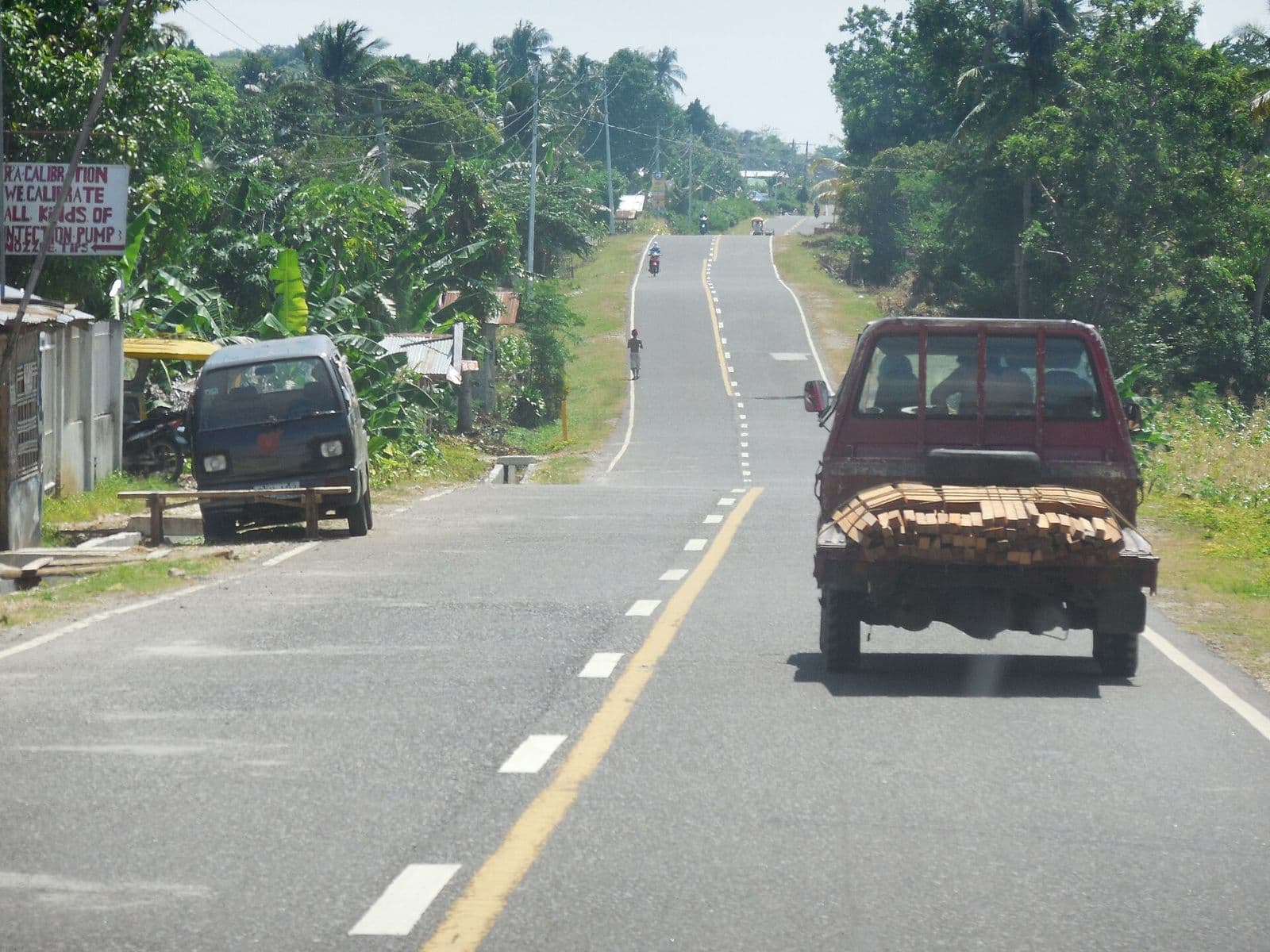The Siquijor Circumferential Road near Siquijor town