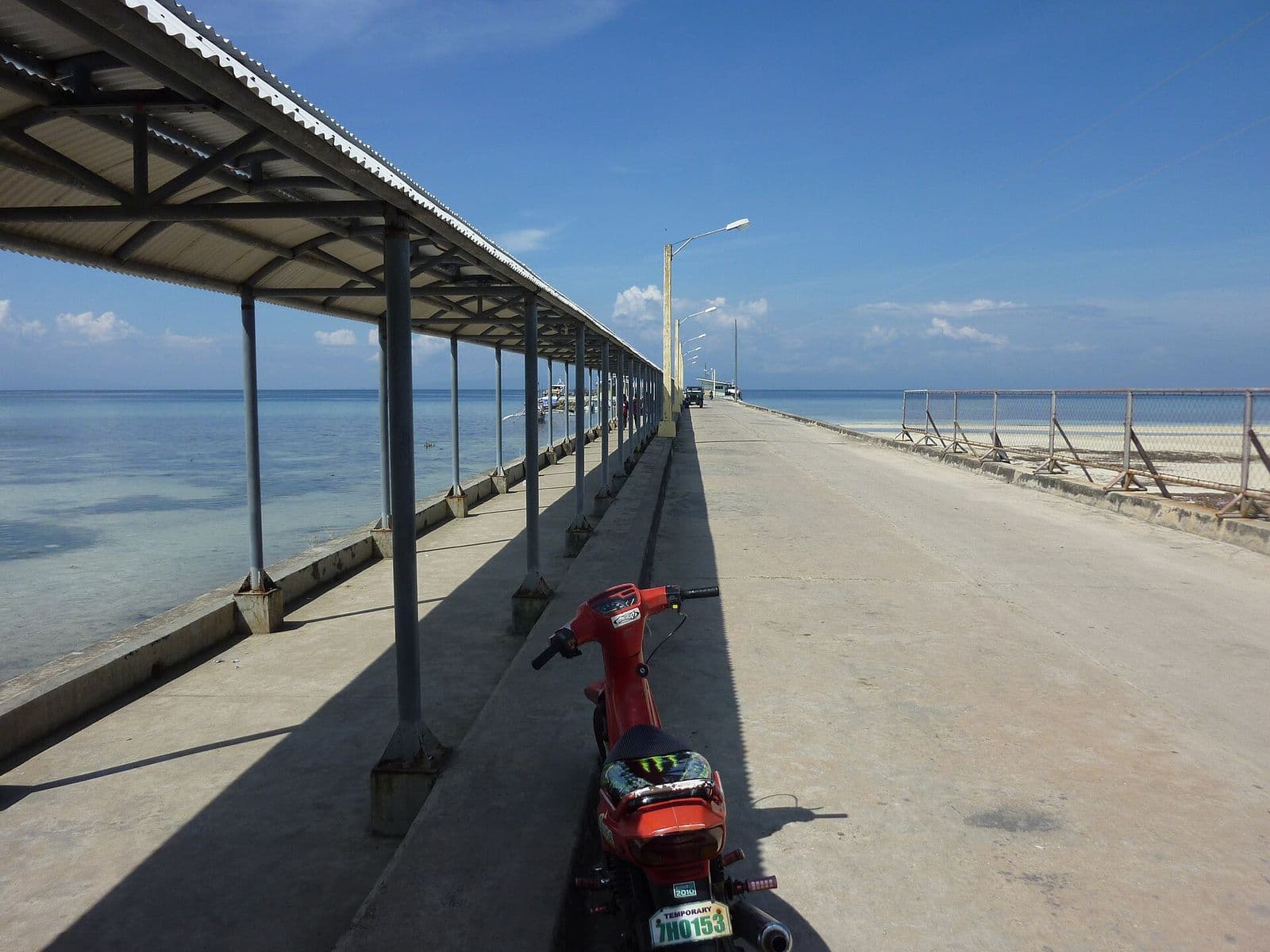 The covered pier in Siquijor town