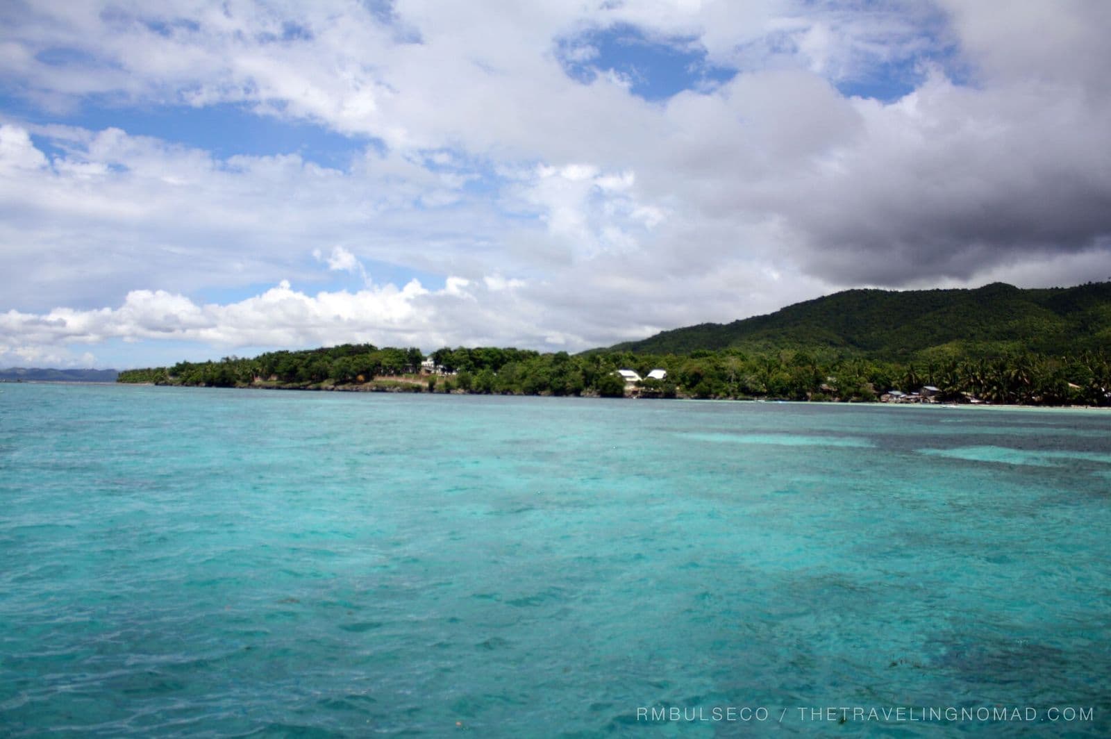 Turquoise shallows along the Siquijor coast