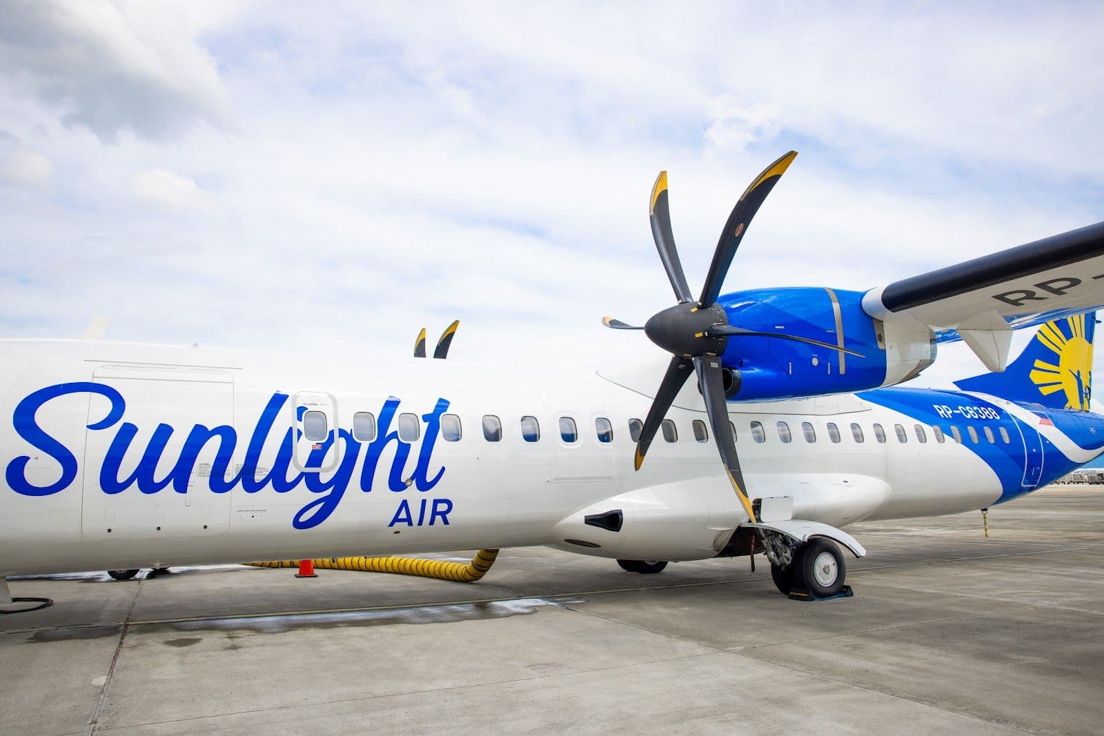 Sunlight Air aircraft livery and propeller